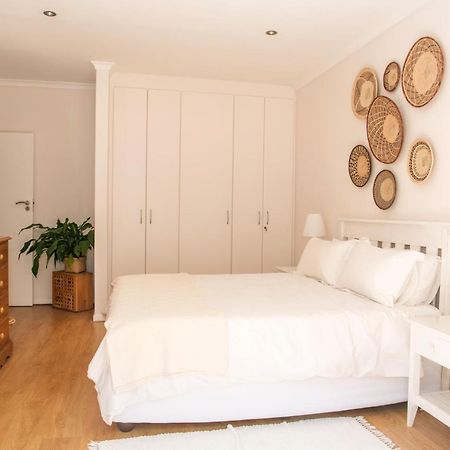 Camps Bay Guest Suite With Private Pool Kapské Město Exteriér fotografie