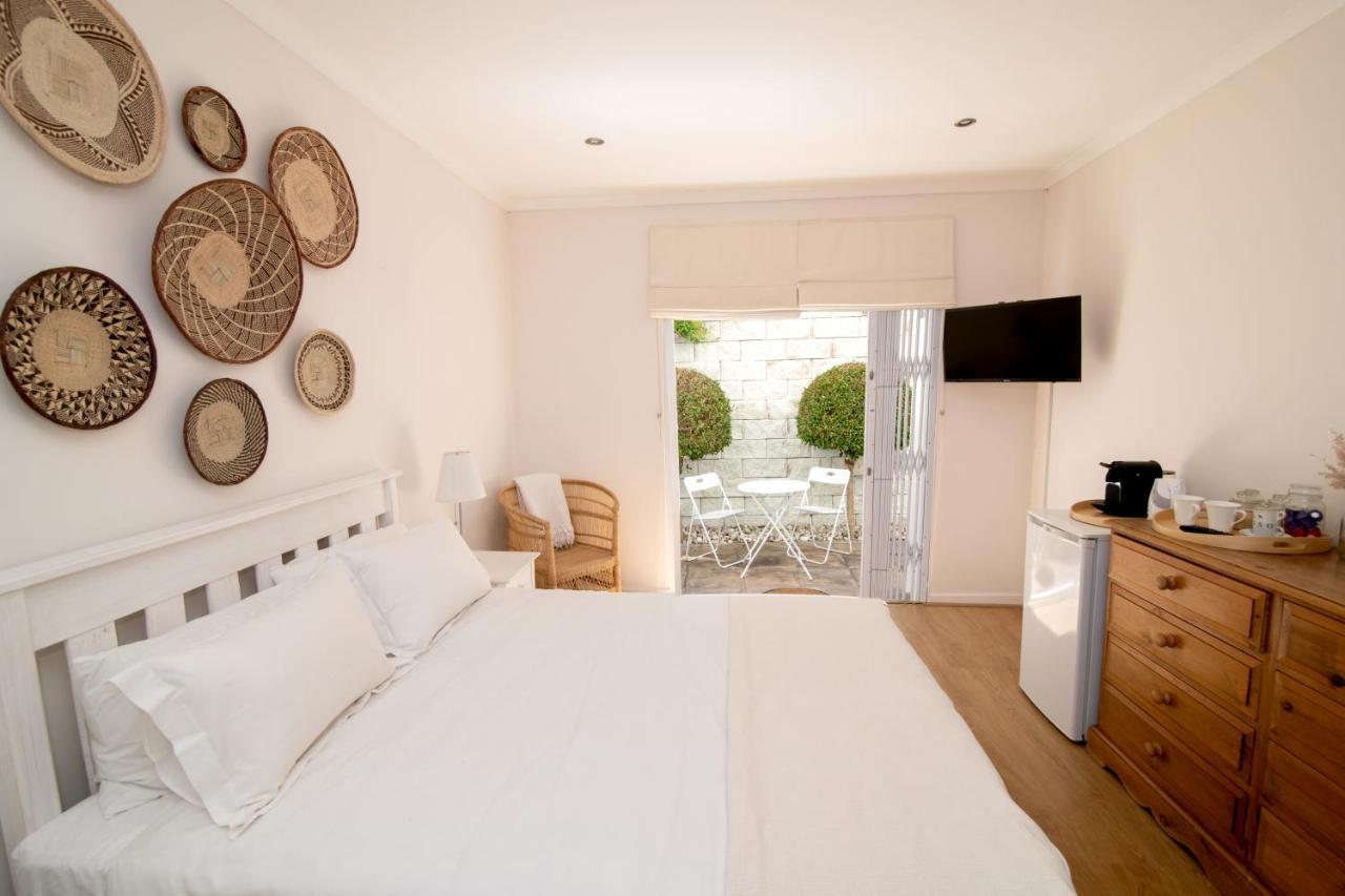 Camps Bay Guest Suite With Private Pool Kapské Město Exteriér fotografie