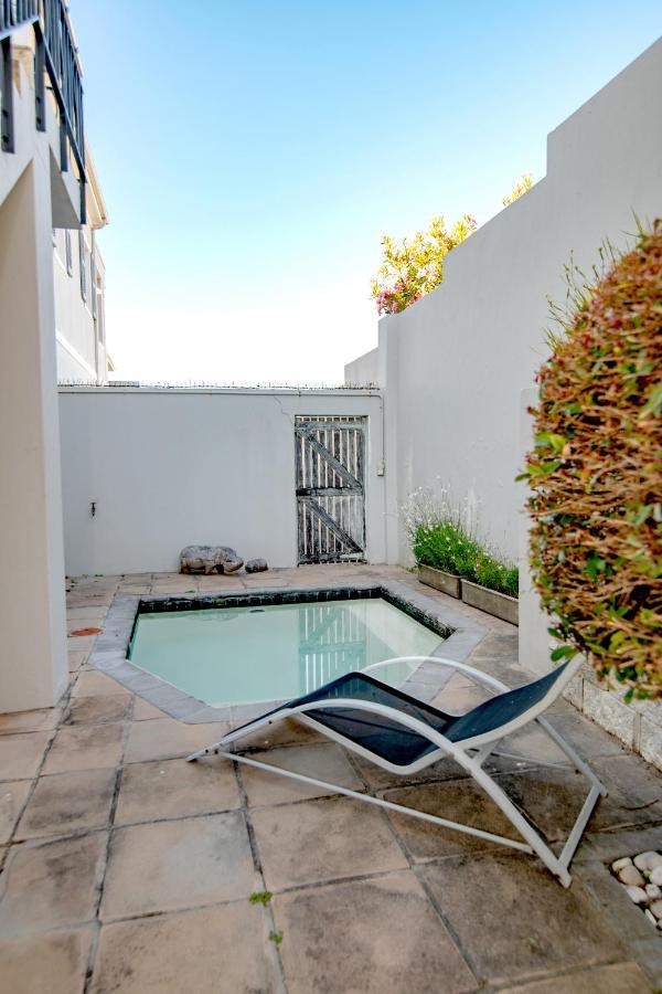 Camps Bay Guest Suite With Private Pool Kapské Město Exteriér fotografie